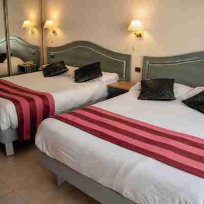 Logis Hôtel le Saint-Nicolas Rooms