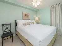 Phoenix All Suites Hotel Hotel berhampiran Gulf State Park Pier