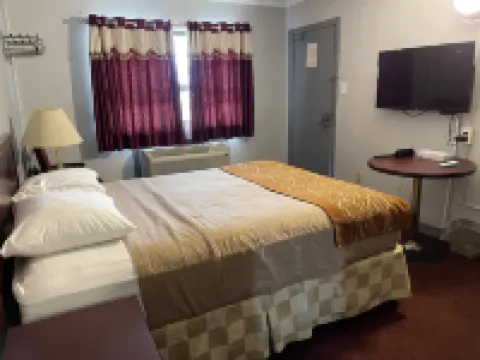 Liberty Inn Hotels in Clarington