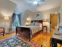 James Place Inn Bed and Breakfast Hotels in Freeport