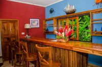 Villa Rafia Hotels in Baie Sainte Anne