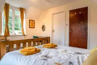 Eleri Cottage Hotels in Malvern