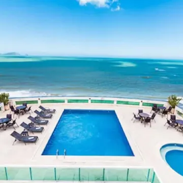 Royal Macaé Palace Hotel