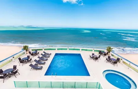 Royal Macaé Palace Hotel