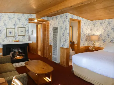Carmel Fireplace Inn Hotels near Point Lobos State Natural Reserve