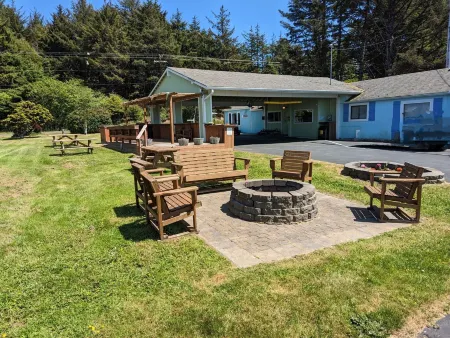 Silver Surf Motel Отели рядом с достопримечательностью «Яхайк Трейл»