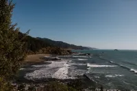 Lookout at Crook Point Hotels in Gold Beach