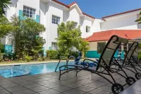 Hotel Ocean View - Pool