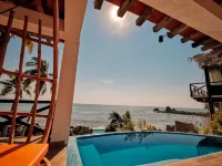 基梅拉島聖布拉斯成人專用 住宿飯店