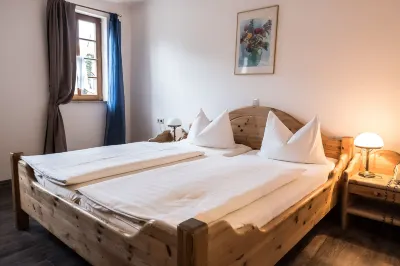 Marktplatzhotel - Restaurant Tafelspitz Hotels in Hirschberg an der Bergstraße