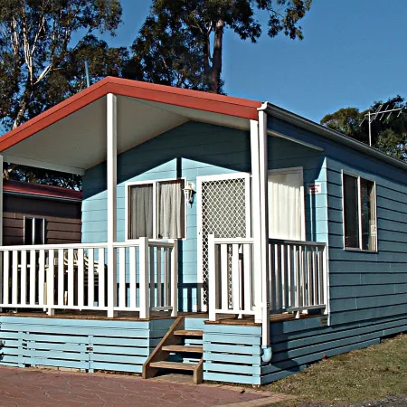 Regatta Point Holiday Park