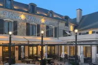 Logis Hôtel Au Vieux Morvan "récemment rénové", au cœur de la Bourgogne, Piscine & Spa Hotels in Planchez