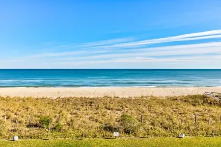 0305 Mako Your Dreams Come True by Atlantic Towers