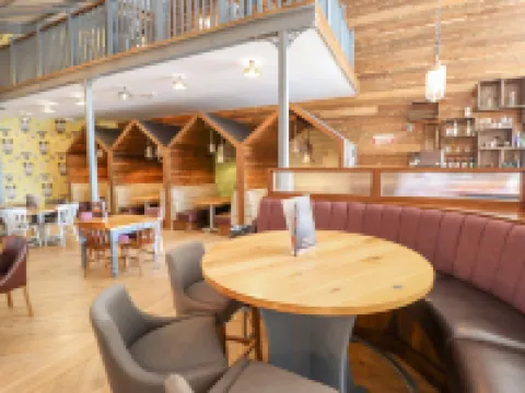 62 Pinewood Hotels in Mablethorpe