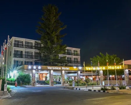 Veronica Hotel Hotels in Paphos