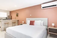 Mi Casita Apartment T5- 1BR 1BA 5 min 2 Palm Beach