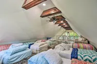 Renovated Lakeside Home w/ Private Boat Dock! - parking