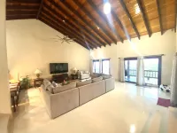 Playcation in Paradise villa with endless water view