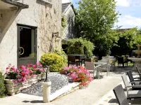 Logis Hôtel le Tadorne Hôtels à : Piney