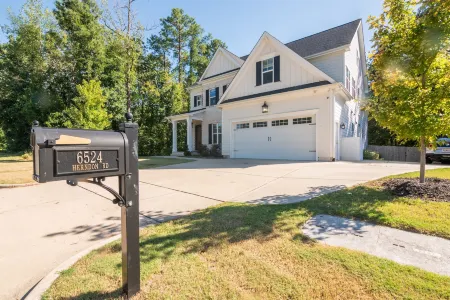 Durham Retreat Games, Exercise, And Relaxation 5 Bedroom Home