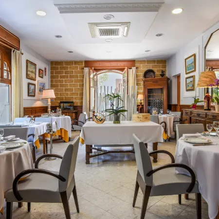 Logis Hotel & Restaurant Bergeret Sport