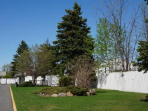 Motel R-100 Hotéis em Longueuil