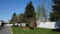 Motel R-100 Hôtels à : Beloeil