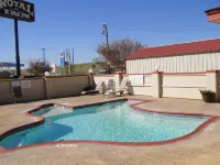 Royal Inn Pearsall Hotels in Pearsall