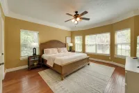 4 Mi to Branson Landing: Huge Home w/ Game Room! - Homestays