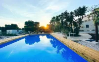 La Maison One B&B - Pools