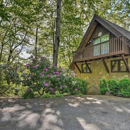 Sky Valley Home w/ Stunning Views - 1 Mi to Resort