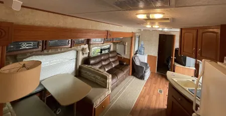 Waterfront Remote (boat access) RV on Dogtooth Lake, ON