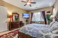 Luxury Vacation Villa with Salt water Pool and Spa.