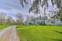 Quaint Woodstock Escape - 2 Mi to Tinker St! - Kylpylä
