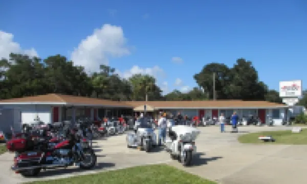 The Scoot Inn