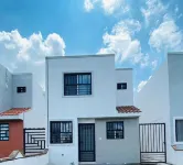 Casa dos pisos Hotels in 