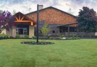 Lodge at Schroon Lake Hotel a Schroon