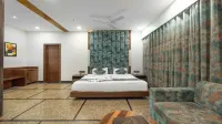 Hotel Suvin Residency - Rooftop Swimming Pool