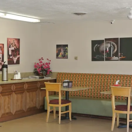 Vino Inn & Suites
