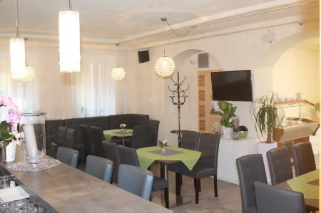 Waldhof Отели рядом с достопримечательностью «Villach-St. Jakob»