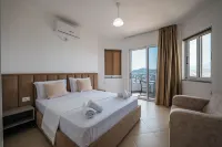Sunshine Hotel - 3-Star