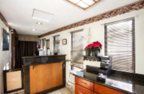 Super 8 by Wyndham Vancouver East