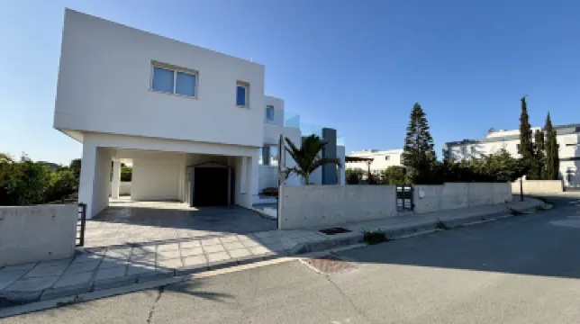 Sunrise Villa with Pool by TrulyCyprus Hotels in 