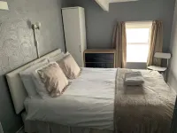 Somerville Hotel