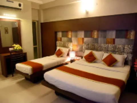 Greens Gate Hotels near Kepri Coral Resort