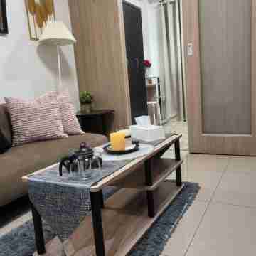 The Golden Shore Suites Others