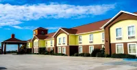 Days Inn & Suites by Wyndham Thibodaux Hotels near Nicholls State University
