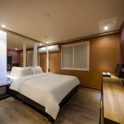 Busan Deokcheon Coco Hotel dekat Stasiun Kantor Gangseo-gu