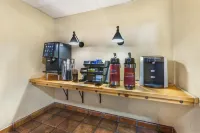 聖達菲貝斯特韋斯特優質酒店 - 早餐
