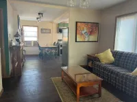 Beautiful Big 3-bedroom house with WiFi, AC in tranquil Storm Lake